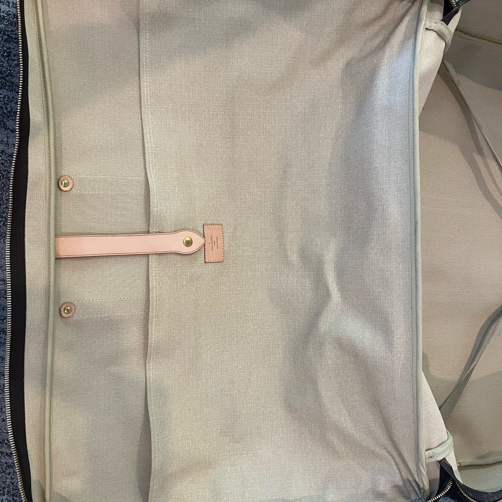 Louis Vuitton soft travel bag LARGE - Picture 8 of 16